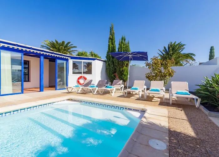 Castillo Del Aguila By * Playa Blanca (Lanzarote)