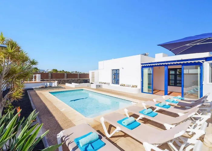 Villa Castillo Del Aguila By