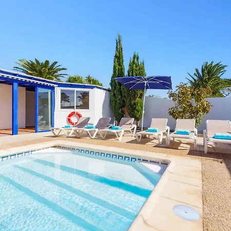 Castillo Del Aguila By Villa