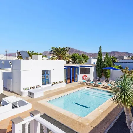 Castillo Del Aguila By