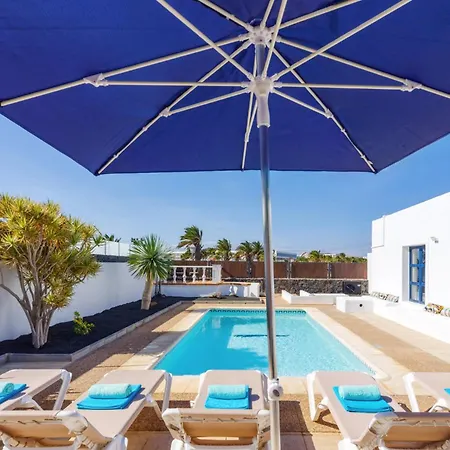 ヴィラ Castillo Del Aguila By