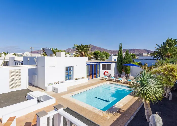 Castillo Del Aguila By