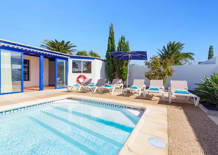 Castillo Del Aguila By Villa