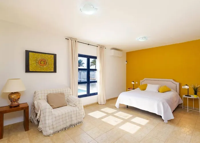 Castillo Del Aguila By Playa Blanca (Lanzarote)